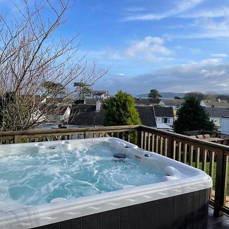 Family Holiday Home In Benllech With Hot Tub Exterior photo