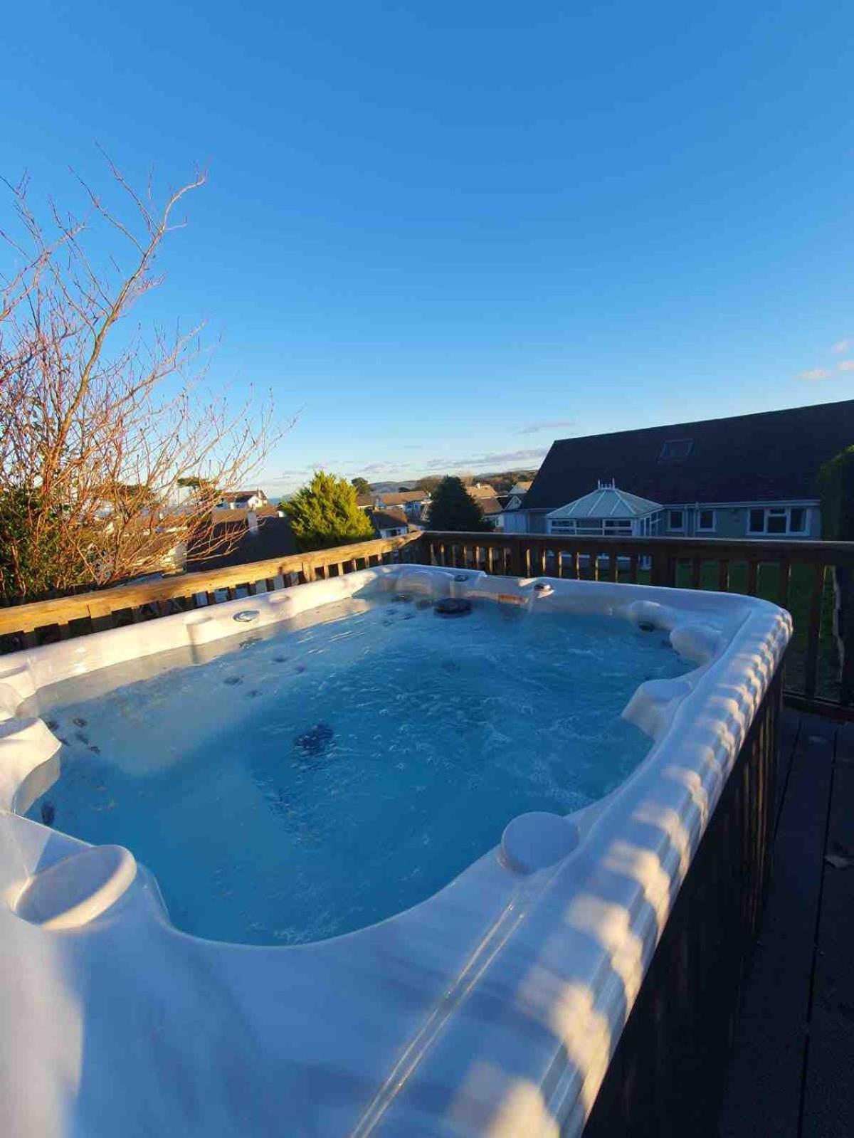 Family Holiday Home In Benllech With Hot Tub Exterior photo